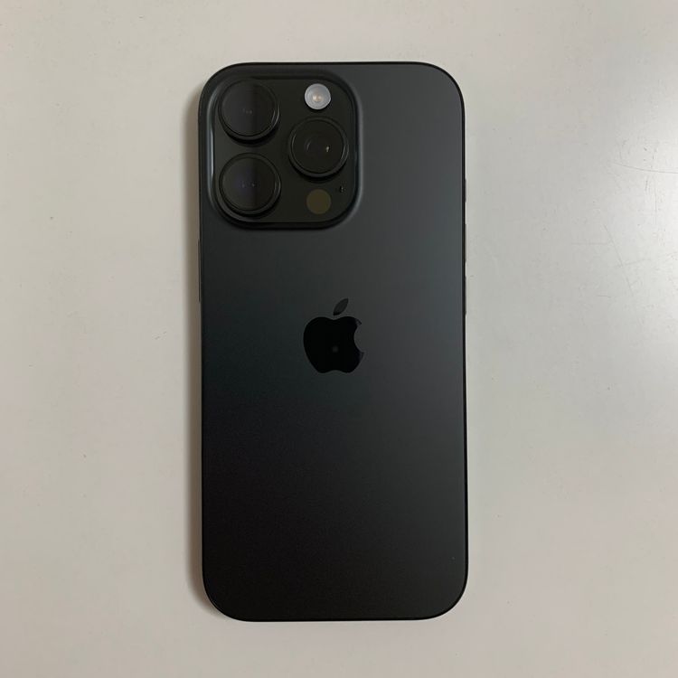 新品同様 iPhone 16Pro 256Gb ブラックApple SIMフリー充電回数:9回