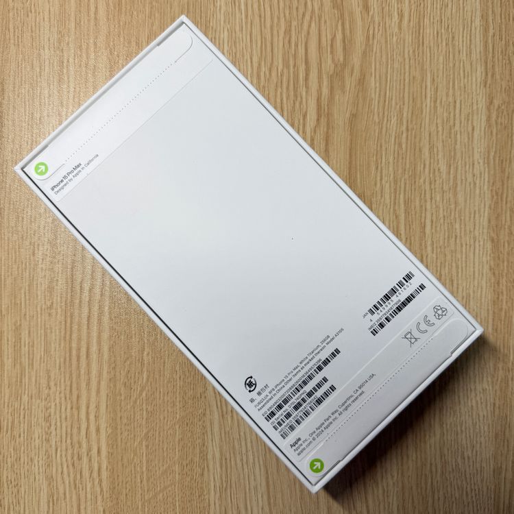 ��̤�����ʡ�¨��ȯ�� iPhone 15ProMax 256Gb �ۥ磻�� SIM�ե꡼