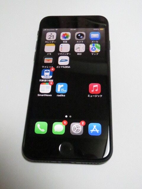 iphone se3 64GB �֥�å����������¡���sim�ե꡼����������줢��