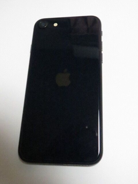 iphone se3 64GB �֥�å����������¡���sim�ե꡼����������줢��