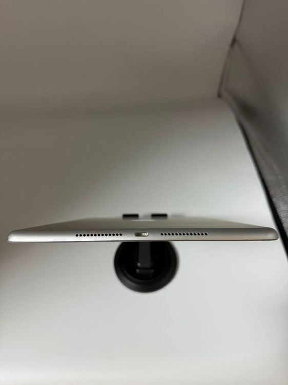  iPad 8 Wi-Fi+Cellularǥ 32GB С SIMե꡼