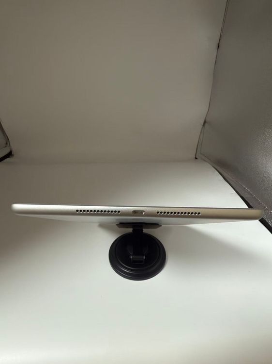  iPad 8 Wi-Fi+Cellularǥ 32GB С SIMե꡼