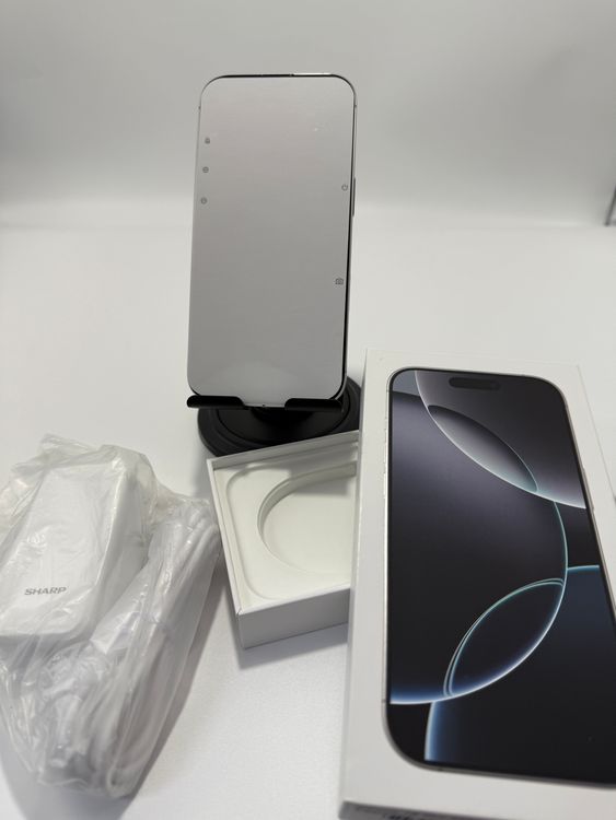 ̤iPhone16 Pro 256GB ۥ磻ȥ˥