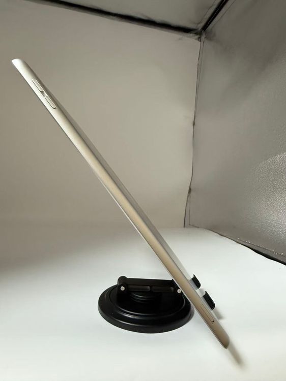  iPad 8 Wi-Fi+Cellularǥ 32GB С SIMե꡼