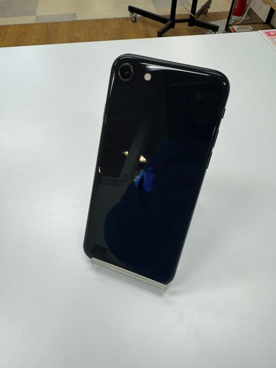 �ڽ���Ź�����ѡ�iPhoneSE2 64GB �֥�å� SIM���å�����Ѥ�