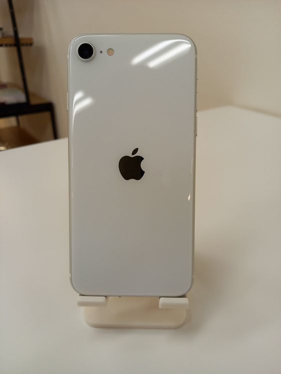 �ڽ���Ź�����ѡ�iPhoneSE2 128GB �ۥ磻�� SIM���å�����Ѥ�