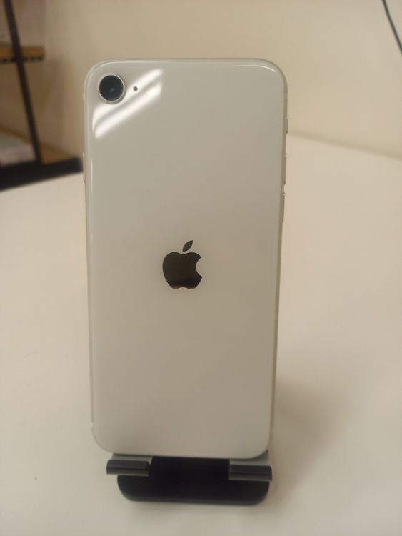 �ڽ���Ź�����ѡ�iPhoneSE2 64GB �ۥ磻�� SIM���å�����Ѥ�