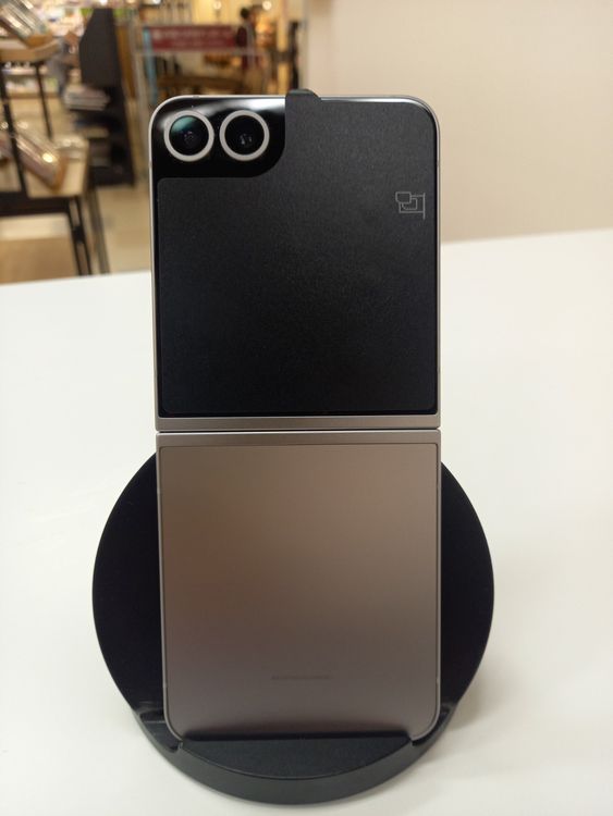 GalaxyZFlip6 256GB ����С�����ɥ���au SIM���å�����Ѥ�