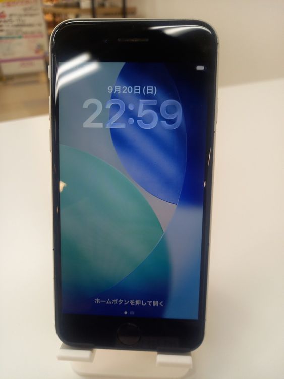 �ڽ���Ź�����ѡ�iPhoneSE2 64GB �ۥ磻�� SIM���å�����Ѥ�