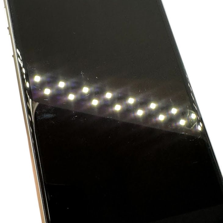 �ڥХåƥ꡼99%��iPhone��SE����3�����64GB���������饤�ȡ�SIM�ե꡼���ɥ�����