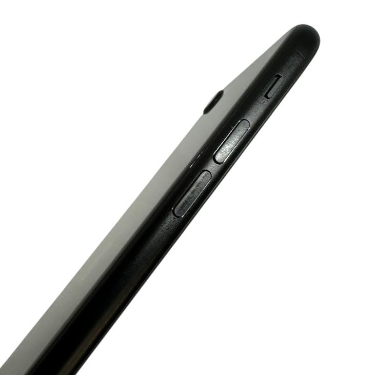 �ڥХåƥ꡼91%��iPhone��SE����2�����64GB���֥�å���SIM�ե꡼��au��