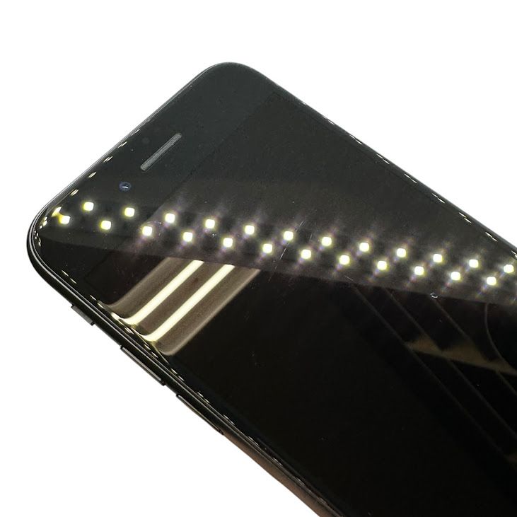 �ڥХåƥ꡼92%��iPhone��SE����2�����64GB���֥�å���SIM�ե꡼���ɥ�����