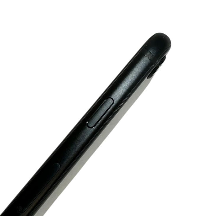�ڥХåƥ꡼99%��iPhone��SE����3�����64GB���ߥåɥʥ��ȡ�SIM�ե꡼��au��