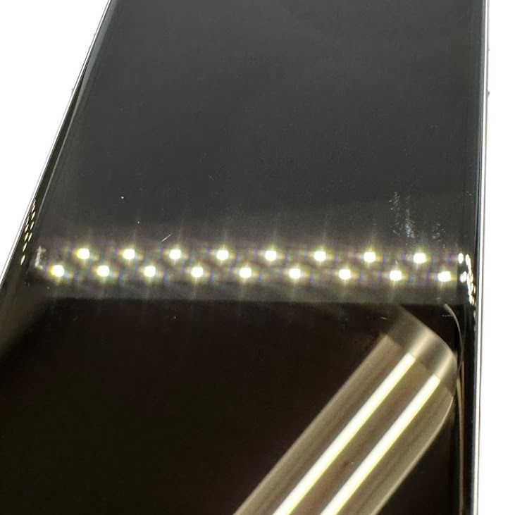 �ڥХåƥ꡼92%��iPhone��SE����2�����64GB���ۥ磻�ȡ�SIM�ե꡼���ɥ�����