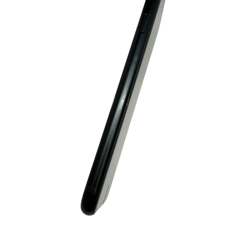 ڥХåƥ꡼83%iPhoneSE3128GBߥåɥʥȡYХ