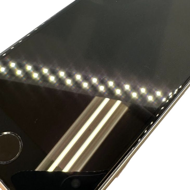 �ڥХåƥ꡼100%��iPhone��SE����3�����64GB���������饤�ȡ�SIM�ե꡼���ɥ�����