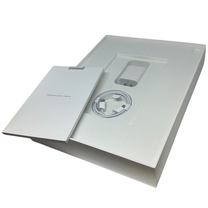 �ڥХåƥ꡼97%��iPadAir��13�������7���塡Wi��Fi��256GB�����ڡ������쥤