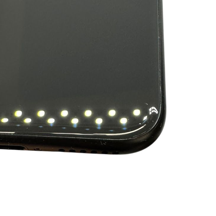 �ڥХåƥ꡼91%��iPhone��SE����2�����64GB���֥�å���SIM�ե꡼��au��