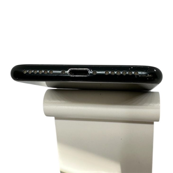 iPhone��SE����3�����64GB���ߥåɥʥ��ȡ�SIM�ե꡼��Y��Х�����