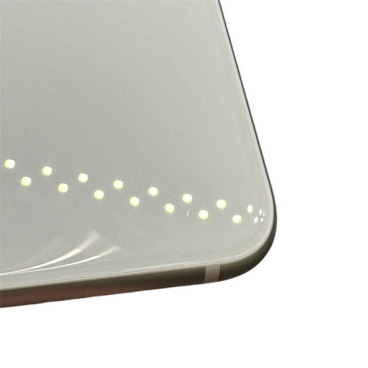 �ڥХåƥ꡼100%��iPhone��SE����2�����64GB���ۥ磻�ȡ�SIM�ե꡼��au��