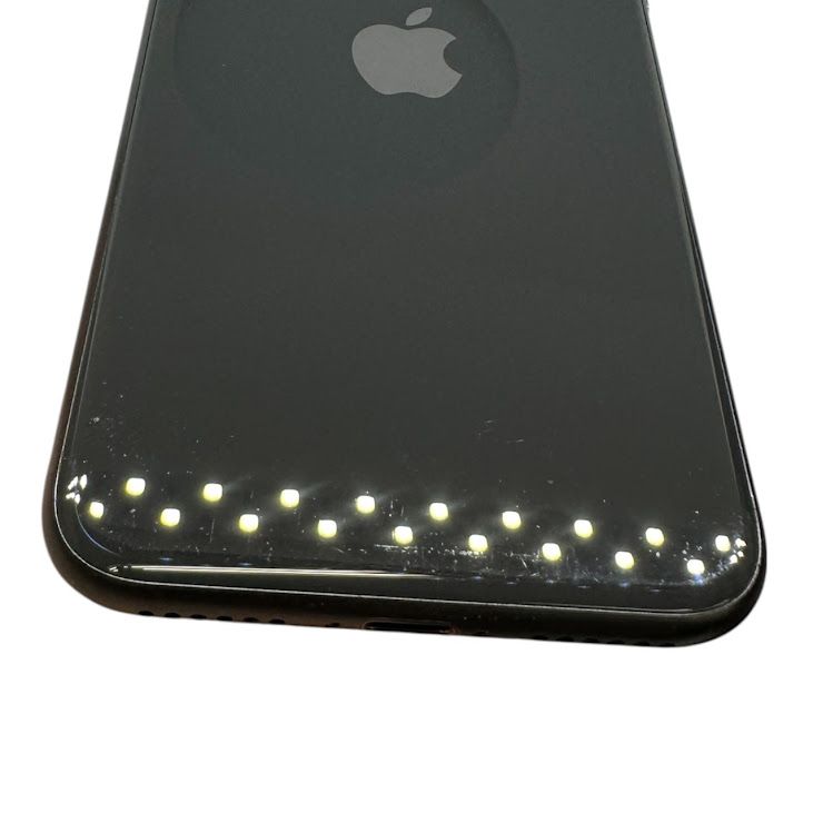 iPhone��SE����2�����64GB���֥�å���SIM�ե꡼��au��