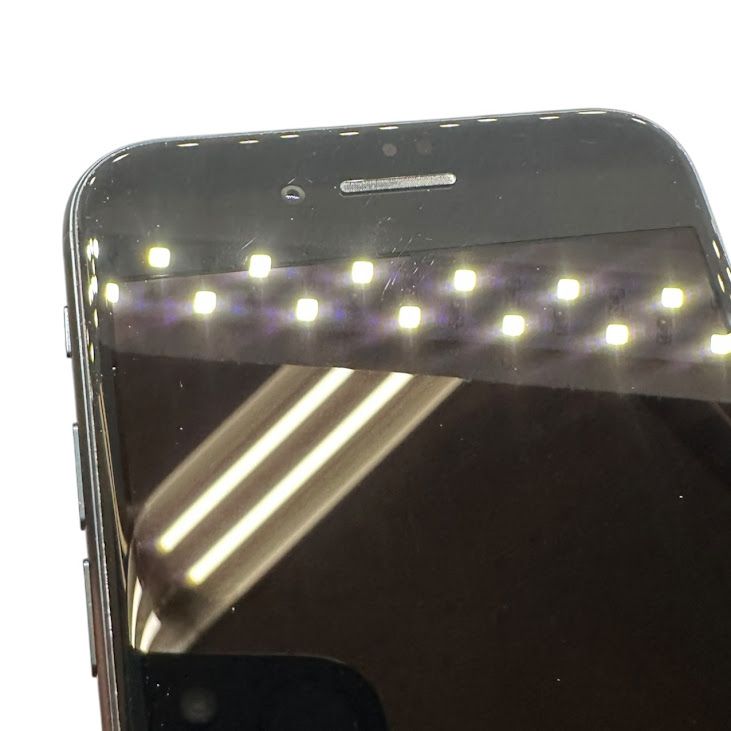 �ڥХåƥ꡼100%��iPhone��SE����3�����128GB���ߥåɥʥ���