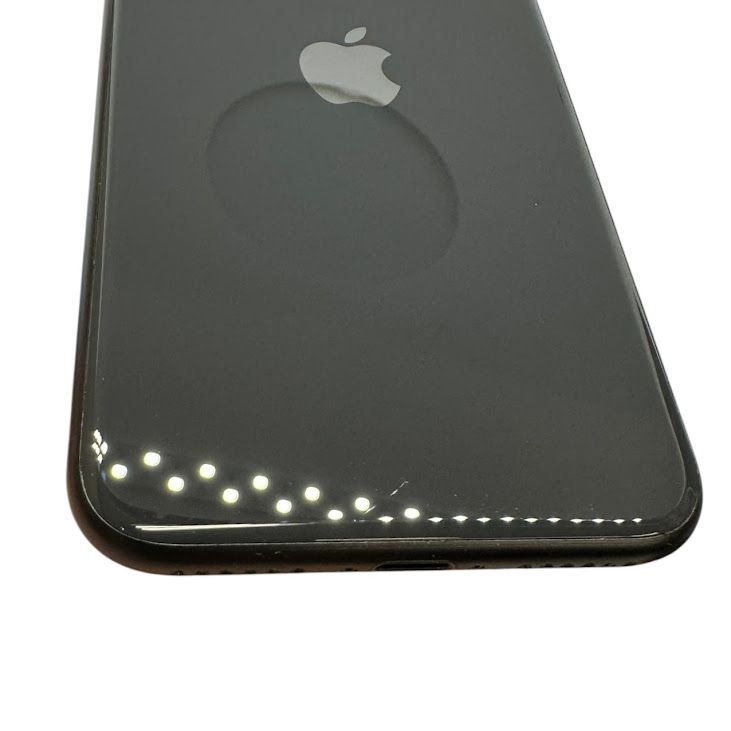 �ڥХåƥ꡼86%��iPhone��SE����2�����64GB���֥�å���SIM�ե꡼�����եȥХ���