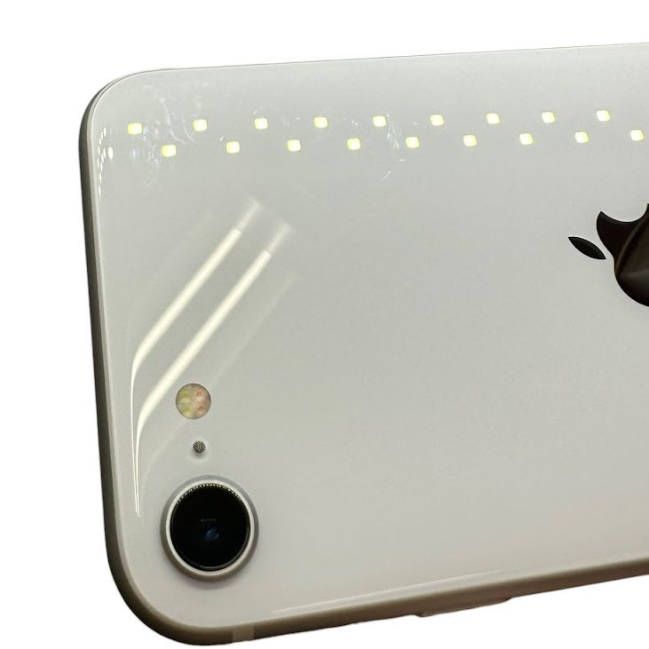 �ڥХåƥ꡼96%��iPhone��SE����2�����64GB���ۥ磻�ȡ�SIM�ե꡼��au��