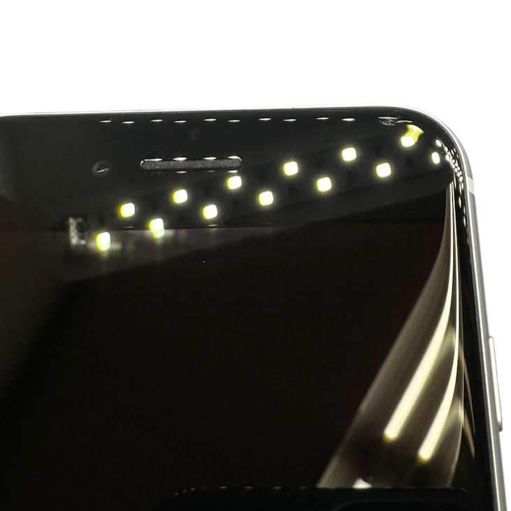 �ڥХåƥ꡼87%��iPhone��SE����2�����64GB���ۥ磻�ȡ�SIM�ե꡼��au��