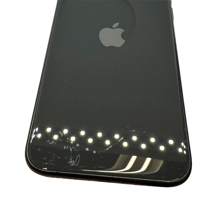 �ڥХåƥ꡼98%��iPhone��SE����2�����64GB���֥�å���SIM�ե꡼��au��