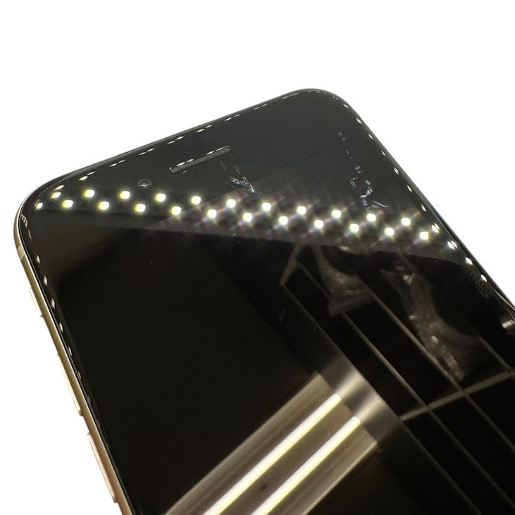 �ڥХåƥ꡼98%��iPhone��SE����3�����64GB���������饤�ȡ�SIM�ե꡼���ɥ�����