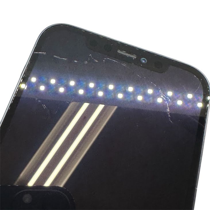 �ڥХåƥ꡼84%��iPhone��12��64GB���֥�å���SIM�ե꡼��au��