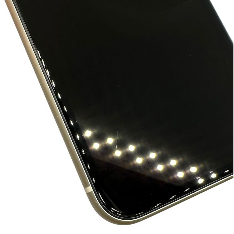 ڥХåƥ꡼89%iPhone1164GBۥ磻ȡSIMե꡼au
