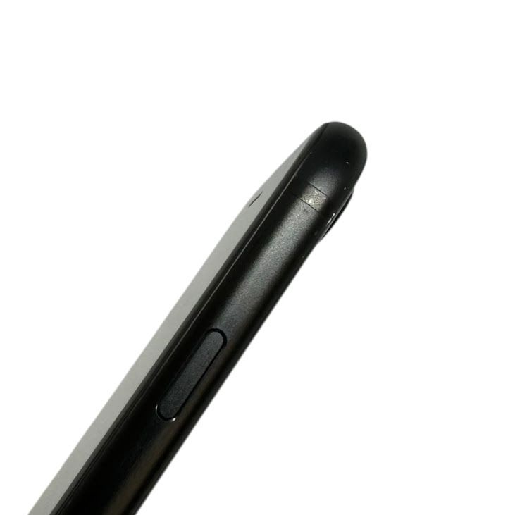 �ڥХåƥ꡼100%��iPhone��SE����2�����64GB���֥�å���SIM�ե꡼��au��