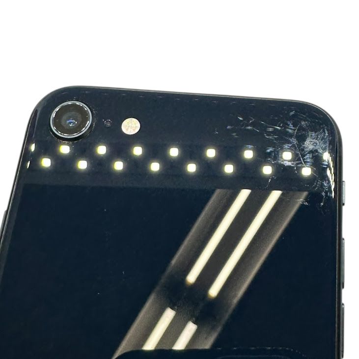 �ڥХåƥ꡼99%��iPhone��SE����3�����64GB���ߥåɥʥ��ȡ�SIM�ե꡼��au��