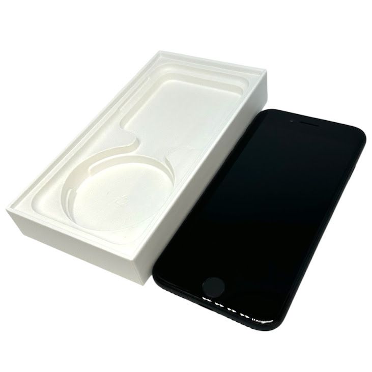 �ڥХåƥ꡼92%��iPhone��SE����2�����64GB���֥�å���SIM�ե꡼��au��