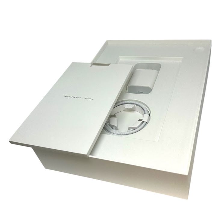 �ڥХåƥ꡼100%��iPad��11��Wi��Fi��128GB���֥롼