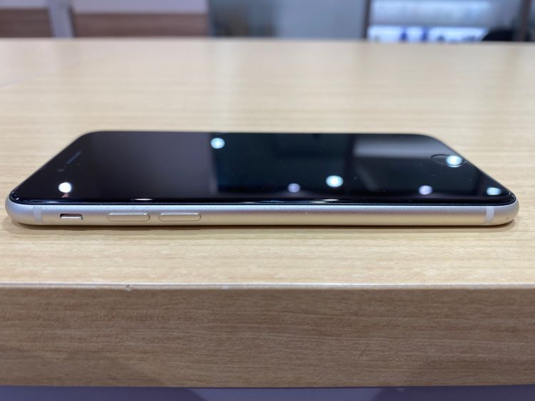 �ڹ����ǡ�iPhoneSE3 64GB �������饤�� SIM�ե꡼������̵����