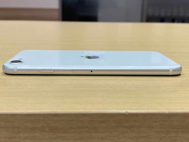 �ڹ����ǡ�iPhoneSE2 64GB �ۥ磻�� au SIM���å�����Ѥߡ�����̵����