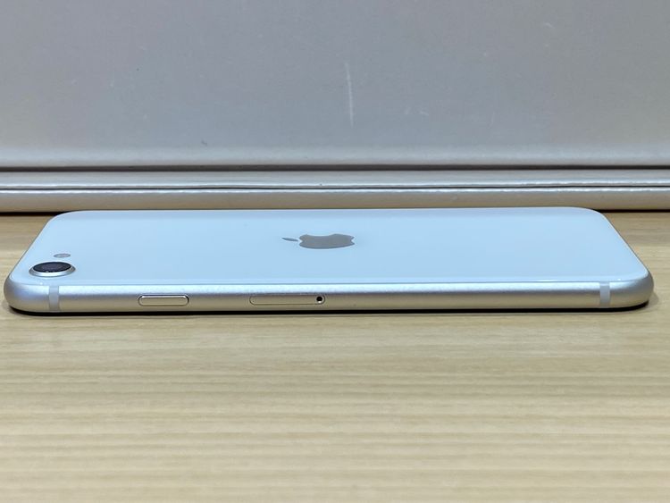 �ڿ��ʥХåƥ꡼��iPhoneSE3 128GB �������饤�� SIM�ե꡼��������̵����