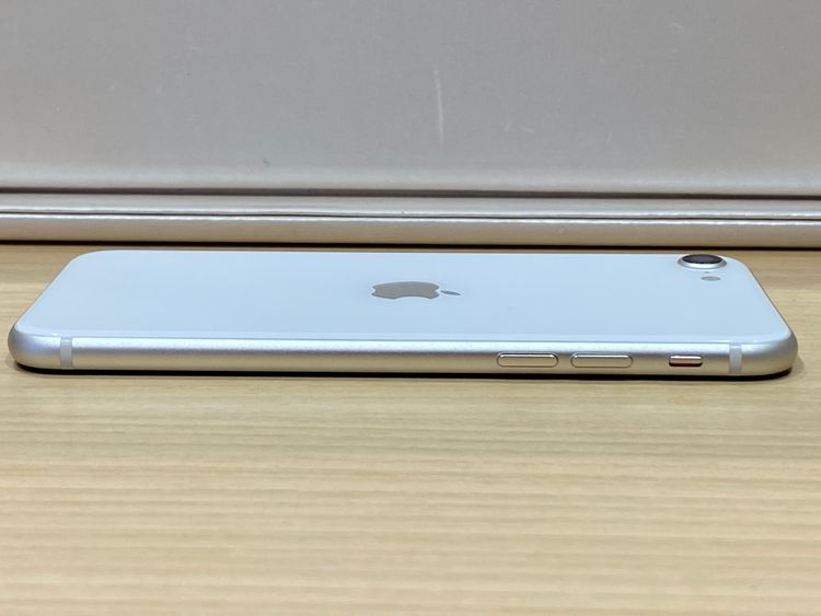 �ڿ��ʥХåƥ꡼��iPhoneSE3 128GB �������饤�� SIM�ե꡼��������̵����