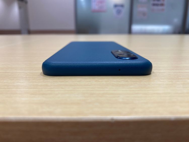 �ڹ����ǡ�arrows We2 64GB au ������̵����