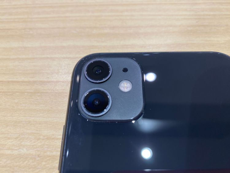 �ڹ����ǡ�iPhone11 64GB au �֥�å� ������̵����