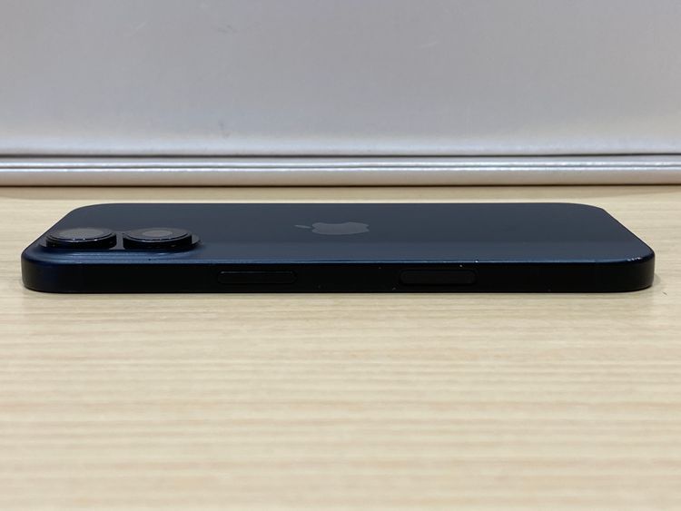 �ڹ����ǡ�iPhone16 128GB �֥�å� SIM���å��ʤ�������̵����