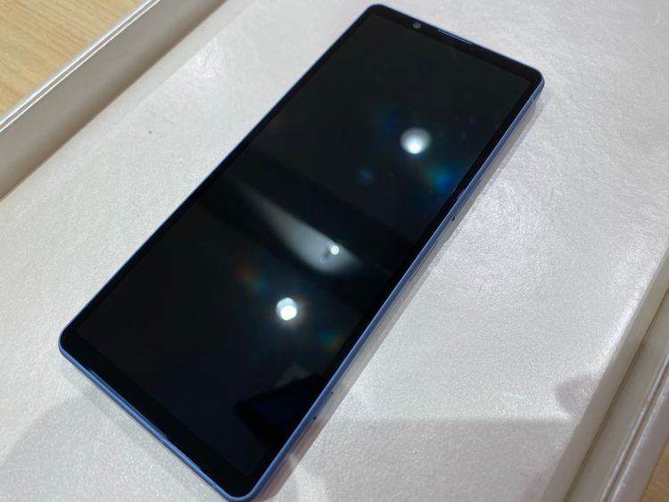 ������̵���� Xperia5 V 128GB �֥롼 au SIM���å�����Ѥ�