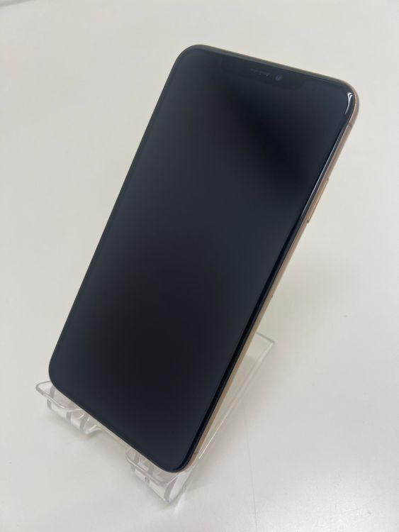 iPhone Xs Max 64GB docomo版 SIMフリー