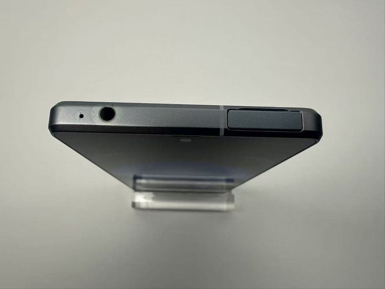 Aquos R8 SH-52D docomo sim�ե꡼ �֥롼