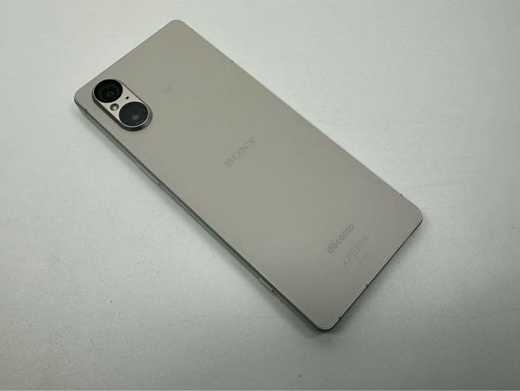���� SONY Xperia 5 V docomo ����С� �������ɤʤ�
