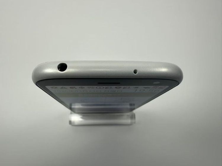 NTT docomo �餯�餯���ޡ��ȥե��� F-52B �ۥ磻��