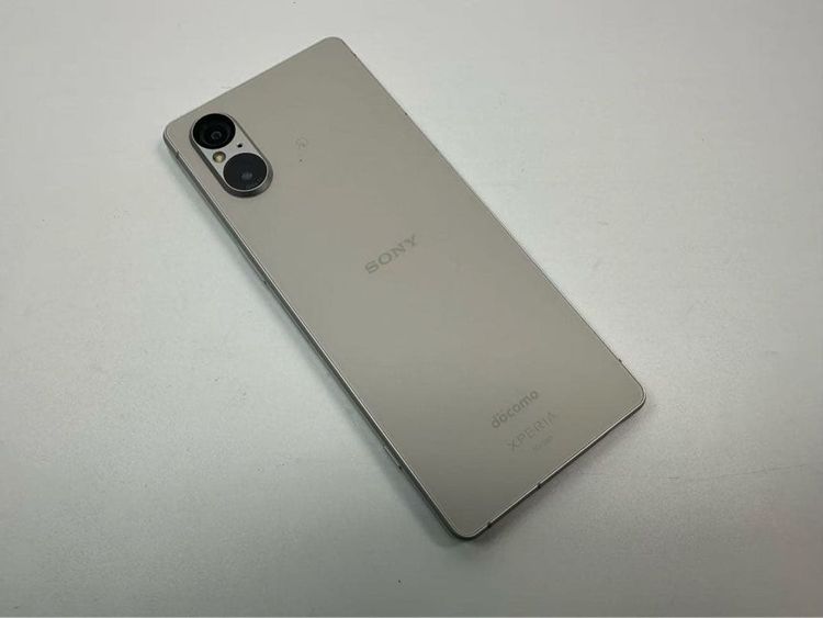���� SONY Xperia 5 V docomo ����С� �������ɤʤ�